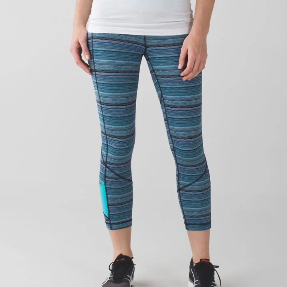 Lululemon Pace Rival Crop - Picture 3 of 9